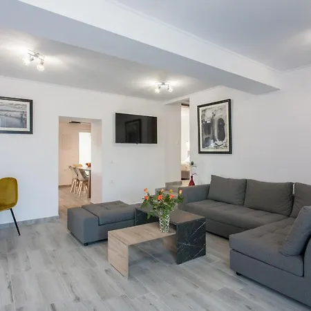 Vista Magica شقة *